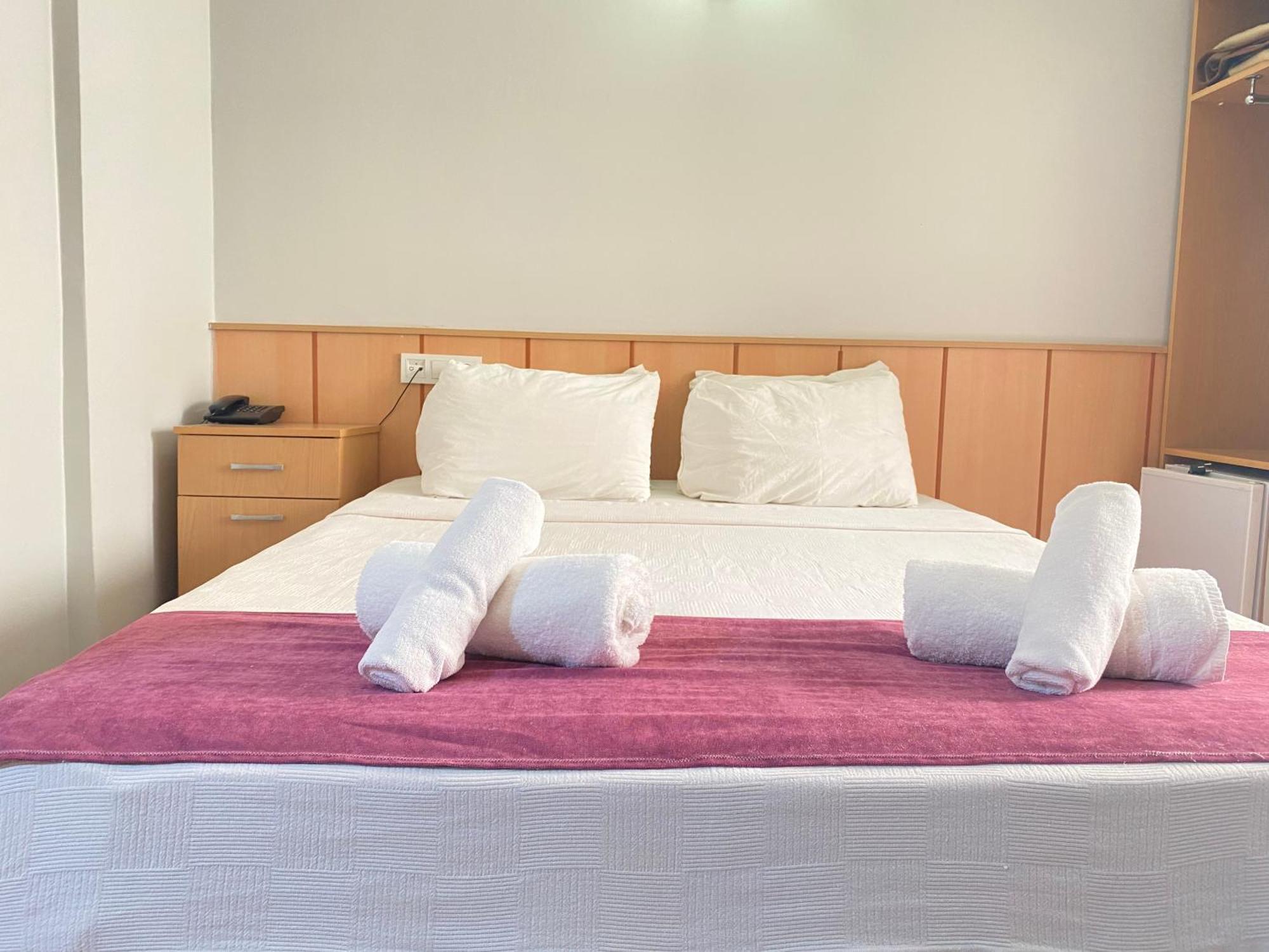 Hotel Oezsefa Istanbul Luaran gambar